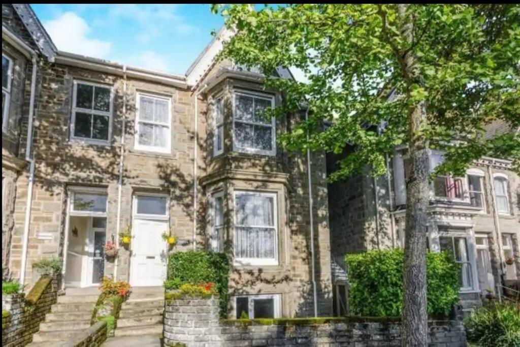 Spacious 1 Bedroom Apartment Near Seafront Penzance Exteriör bild