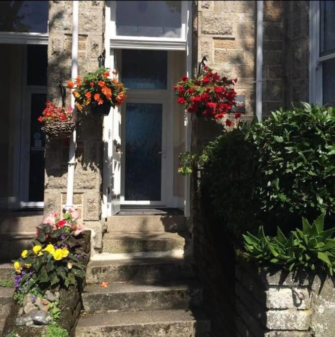 Spacious 1 Bedroom Apartment Near Seafront Penzance Exteriör bild